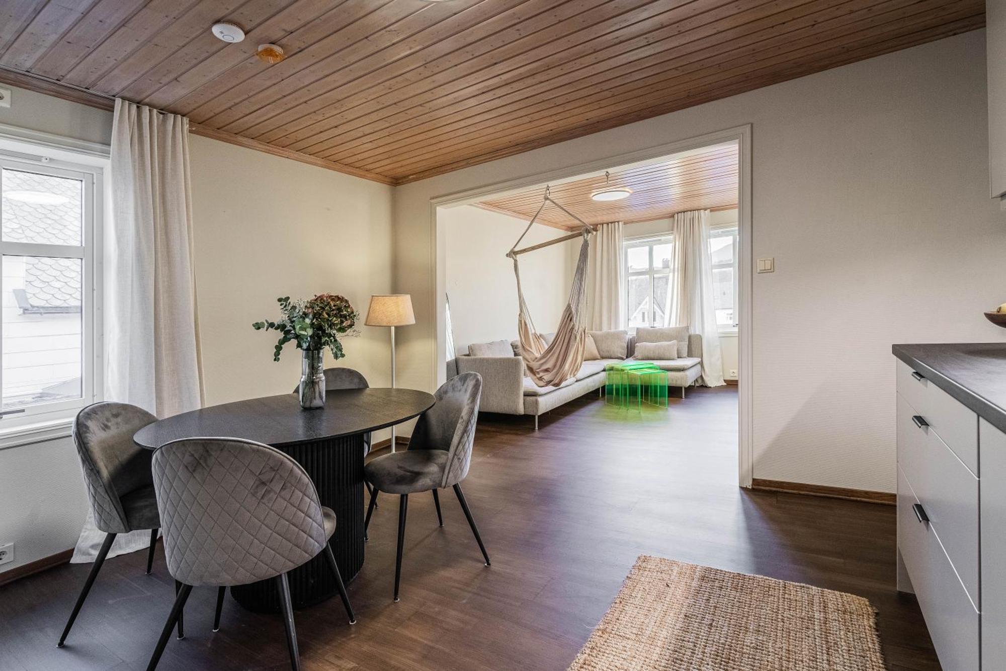 Charming And Bright Apartment In Alesund City Zewnętrze zdjęcie