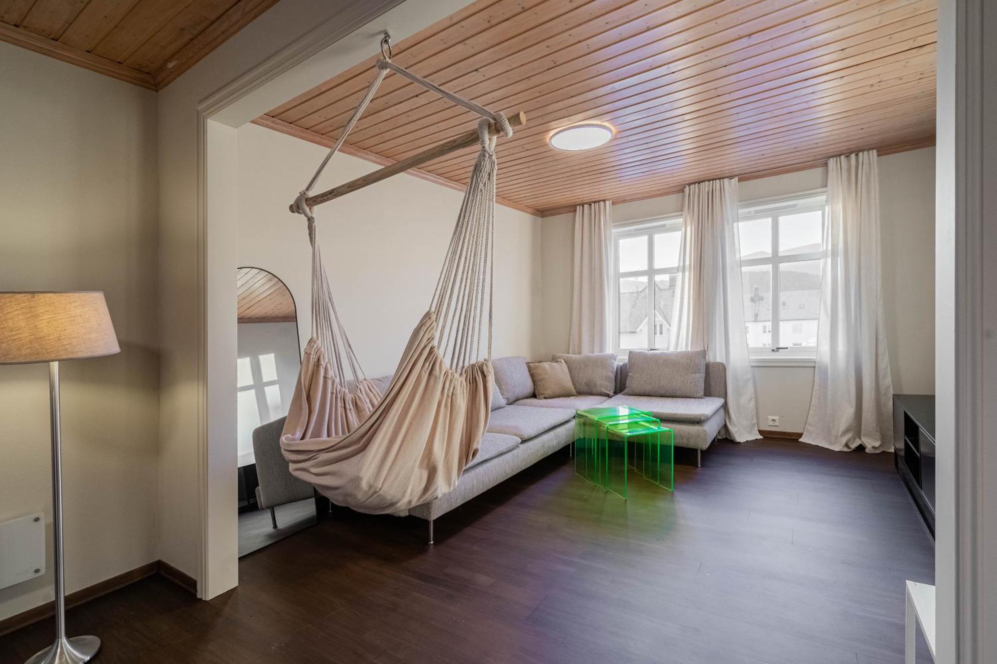 Charming And Bright Apartment In Alesund City Zewnętrze zdjęcie